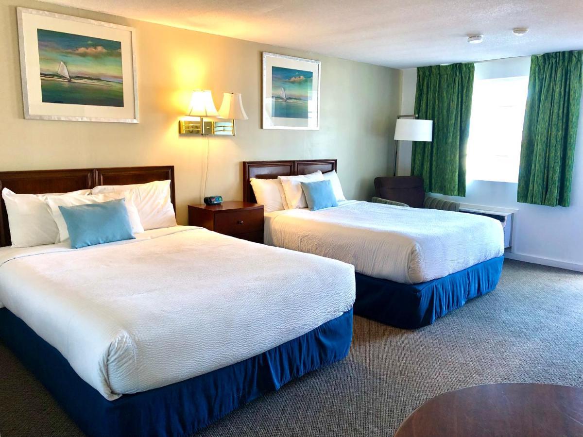 Guestlodge West Dennis エクステリア 写真