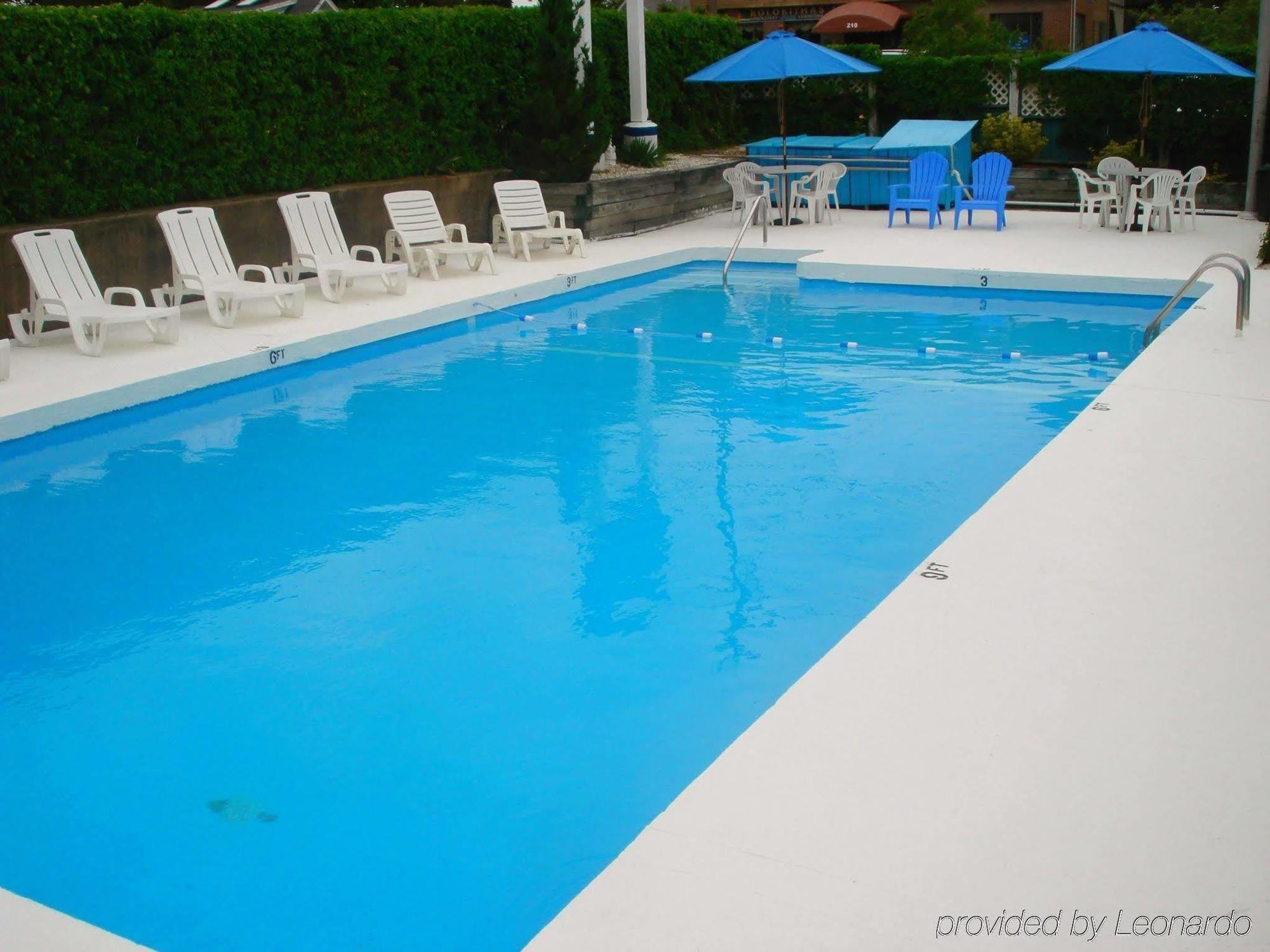 Guestlodge West Dennis エクステリア 写真